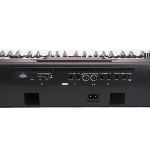 Korg PA700