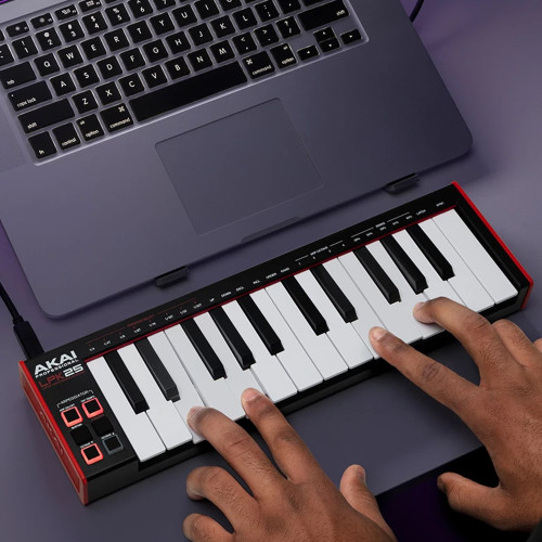 AKAI LPK25 MKII