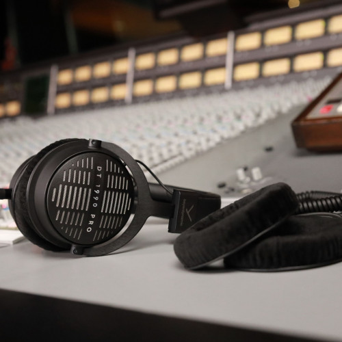 Beyerdynamic DT 1990 PRO MK II