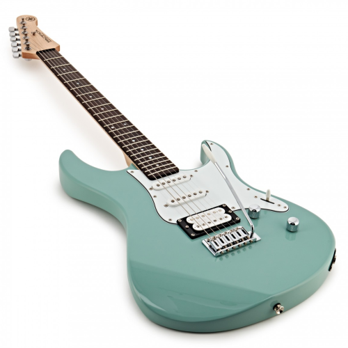 Yamaha Pacifica 112V Sonic Blue
