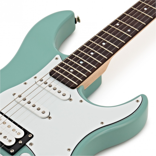 Yamaha Pacifica 112V Sonic Blue