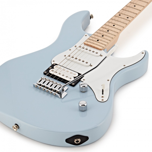 Yamaha Pacifica 112VM Ice Blue
