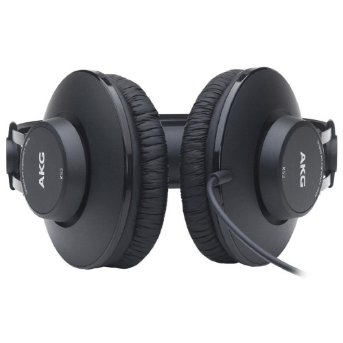 AKG K52