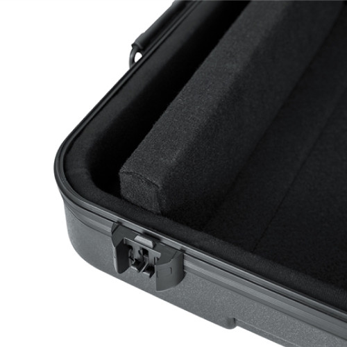 Gator GTSA-KEY61 TSA ATA Molded 61-note Keyboard Case w/ Wheels