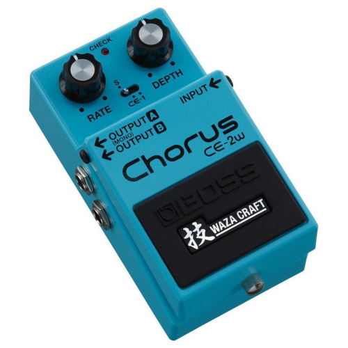 Boss CE-2w