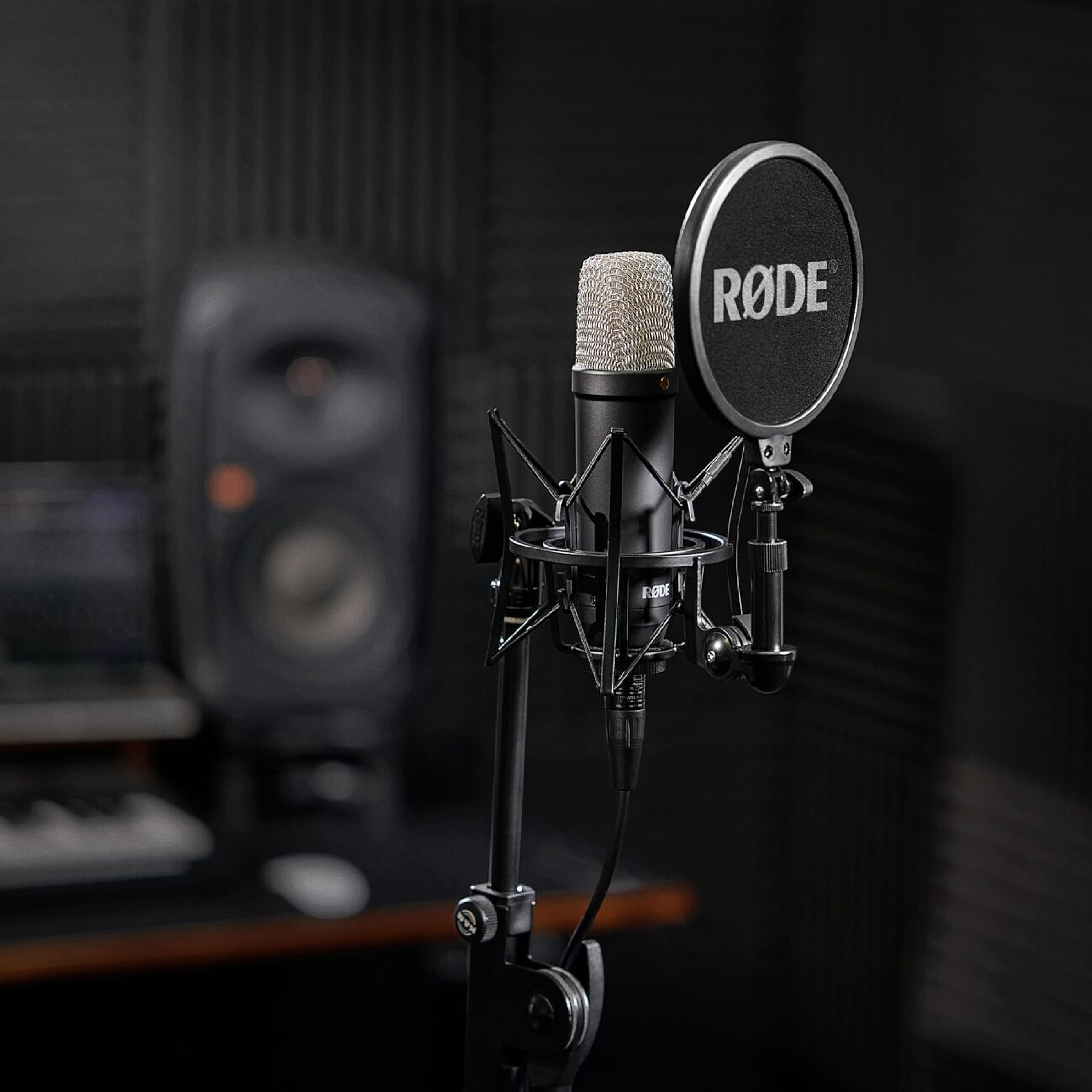 Rode NT1 Signature Black микрофон – музыкальный магазин Leader